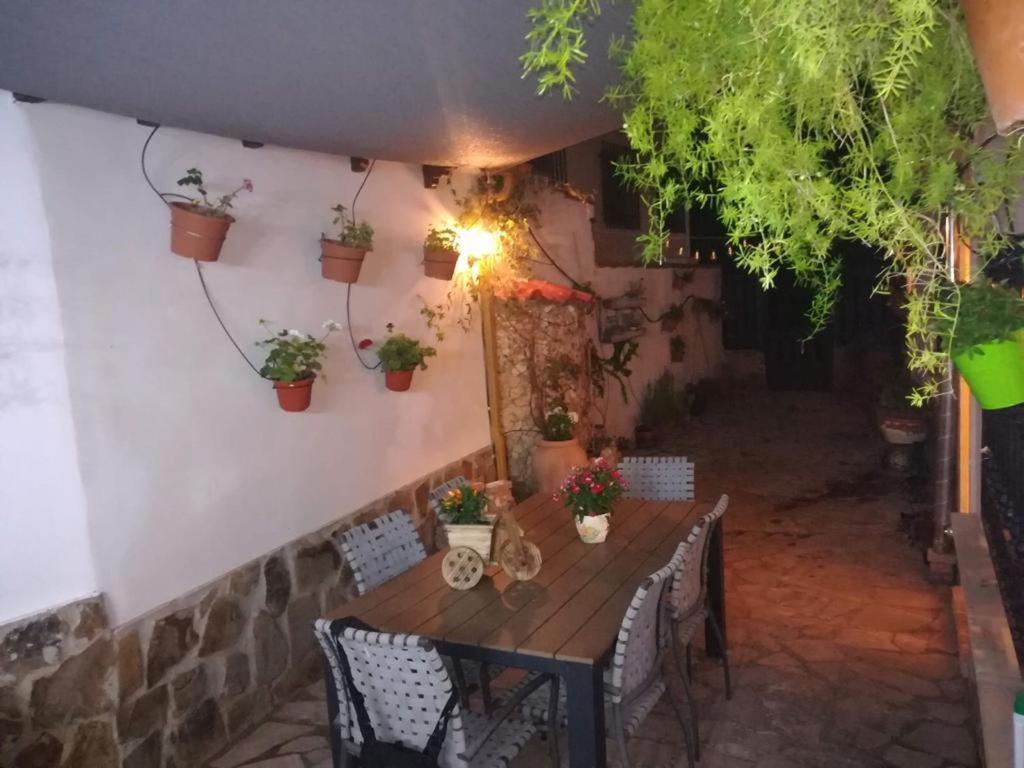 Casa Rural La Piedra Del Cambron Villaverde De Guadalimar Kültér fotó